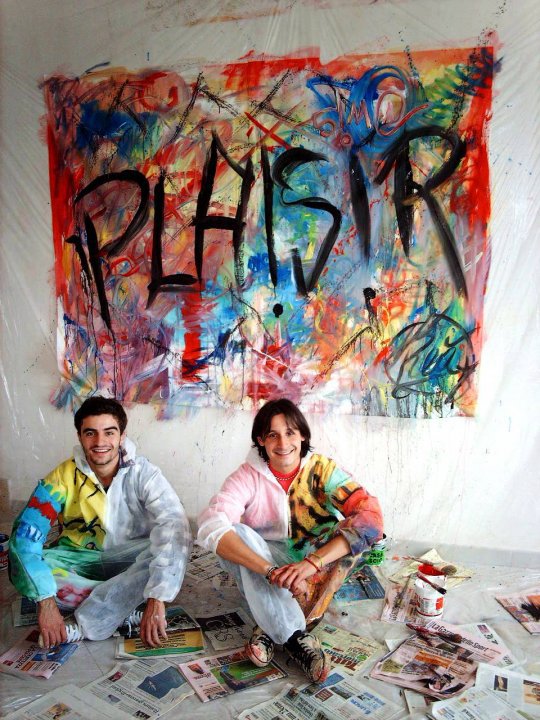 NEEA.BROS. Plaisir